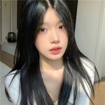 隔楼女孩：我们之间的层距